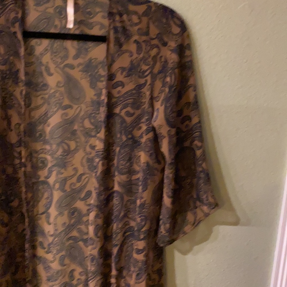 *3/20* elleCLO Lightweight Brown Paisley Open-Front Kimono - Picture 5 of 8